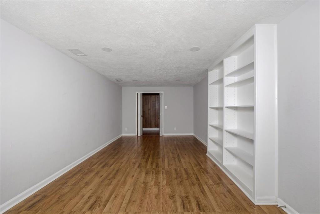 3189 Aspen Circle