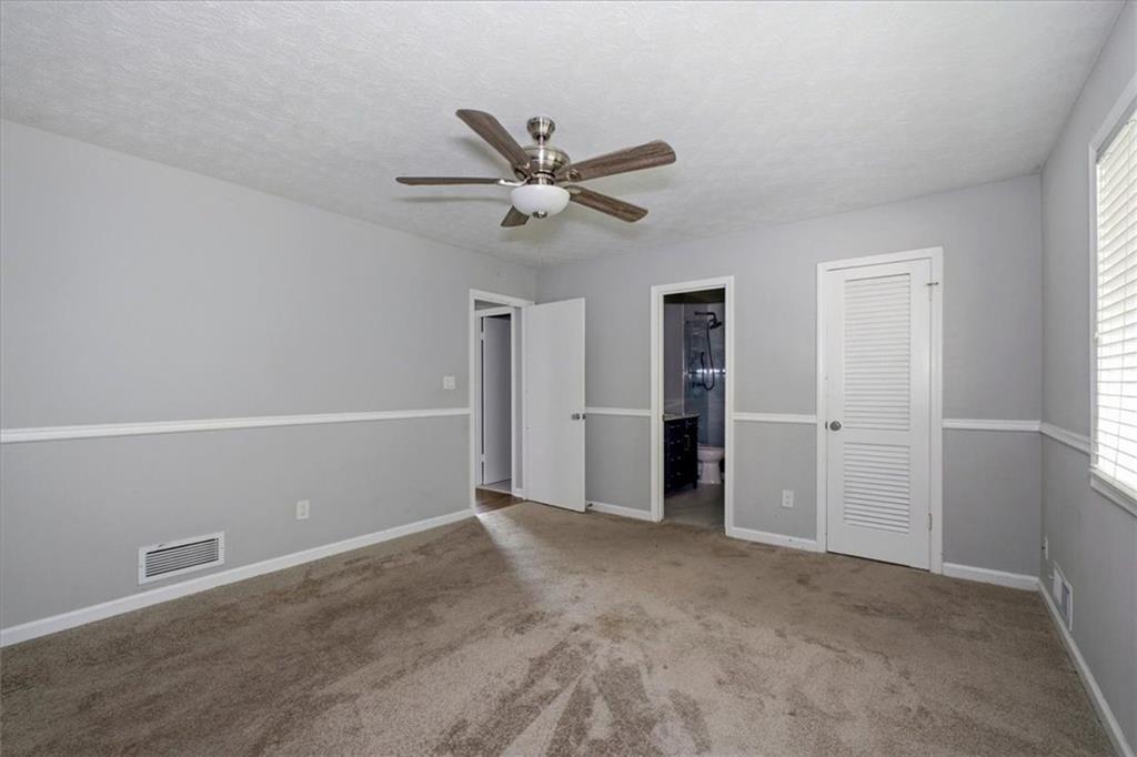3189 Aspen Circle