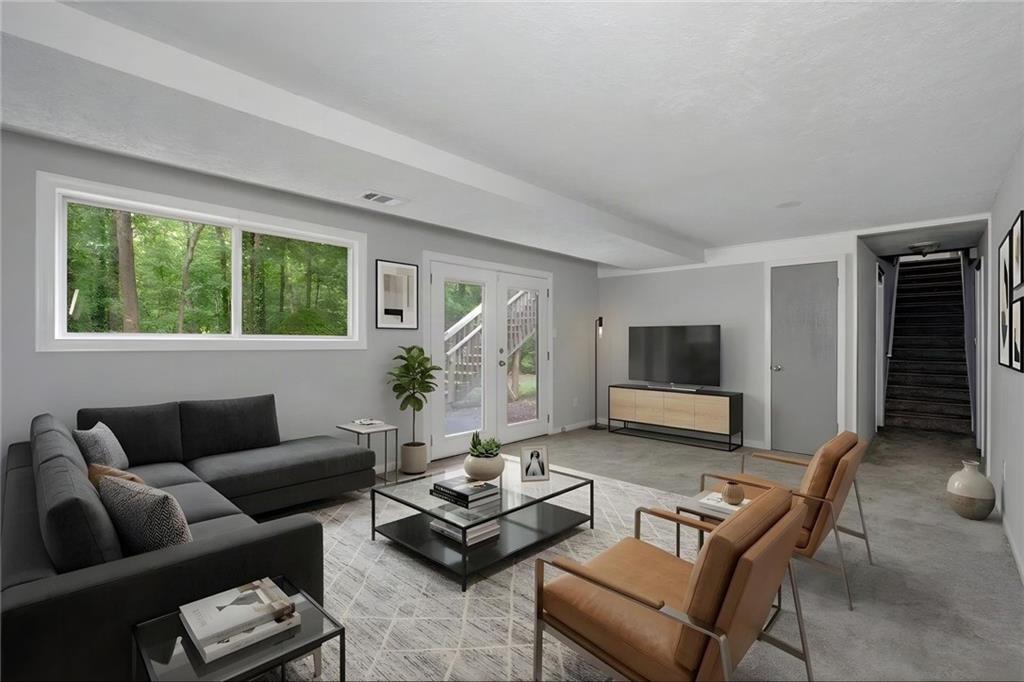 3189 Aspen Circle