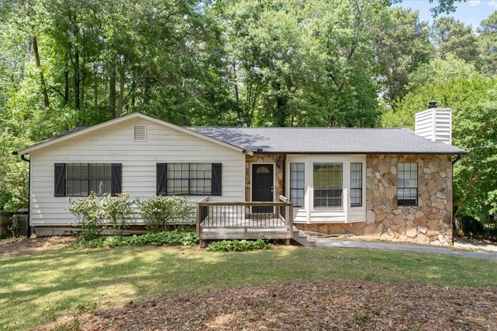 3189 Aspen Circle