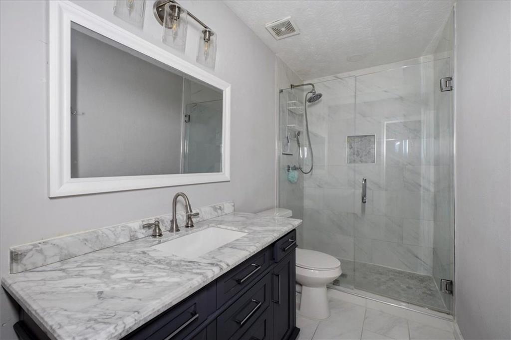 3189 Aspen Circle