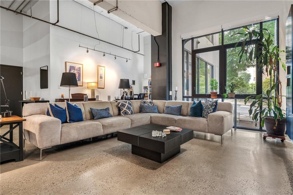 120 Ralph Mcgill Boulevard NE Unit 204