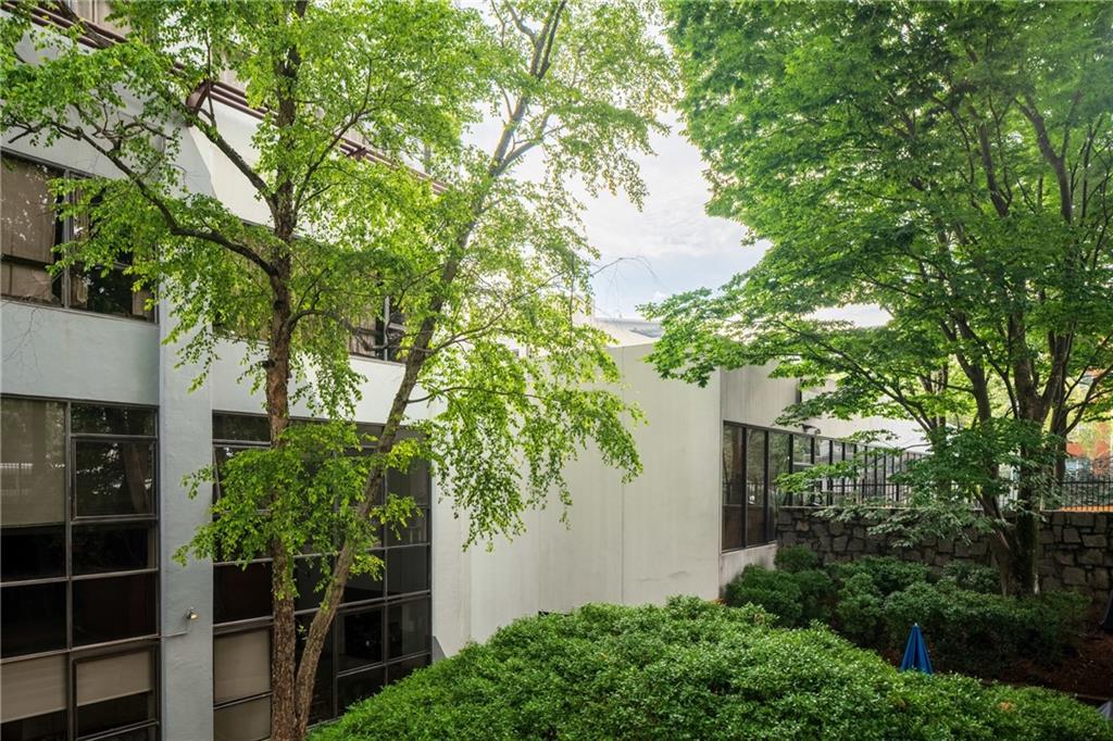 120 Ralph Mcgill Boulevard NE Unit 204