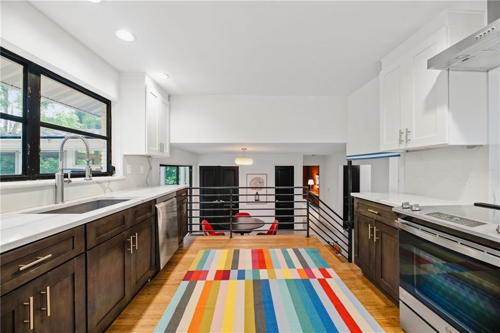 3036 Charlbury Place