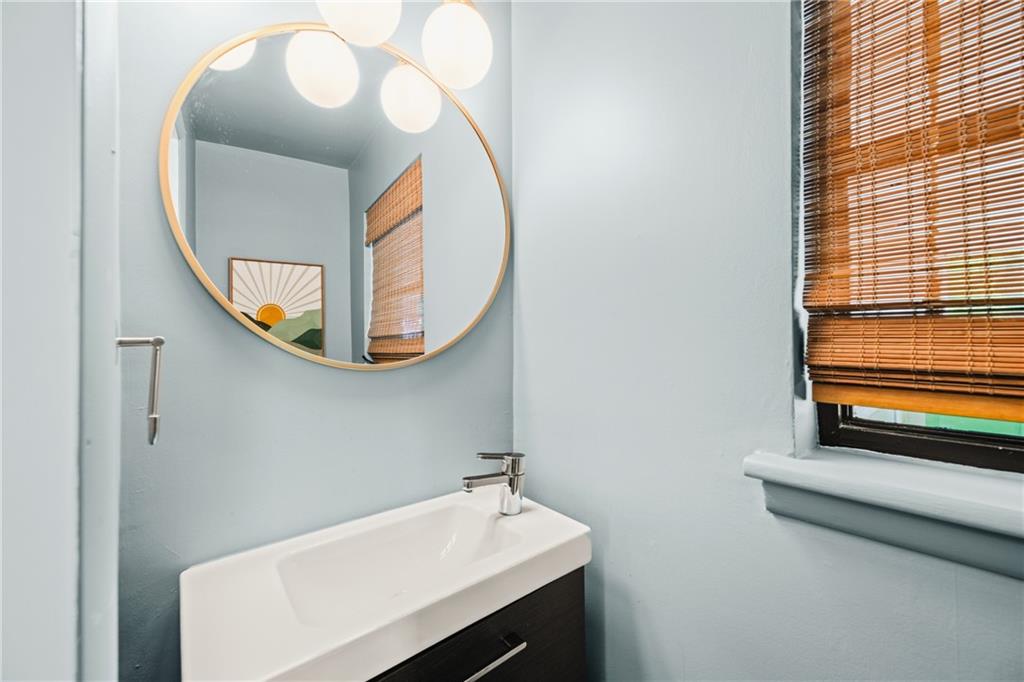 3036 Charlbury Place
