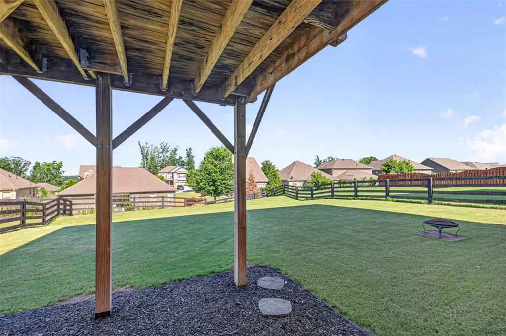 6732 Scarlet Oak Way