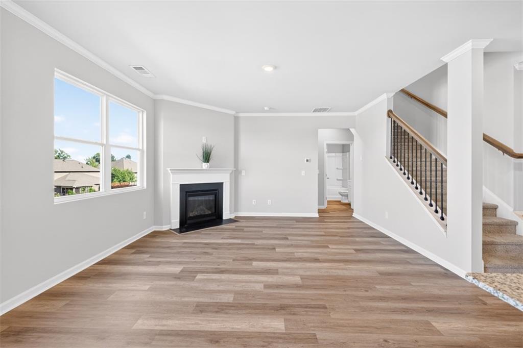 6732 Scarlet Oak Way