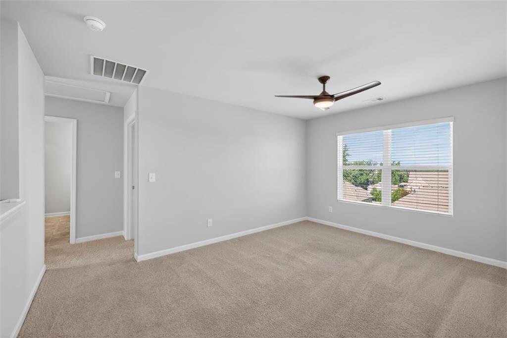 6732 Scarlet Oak Way