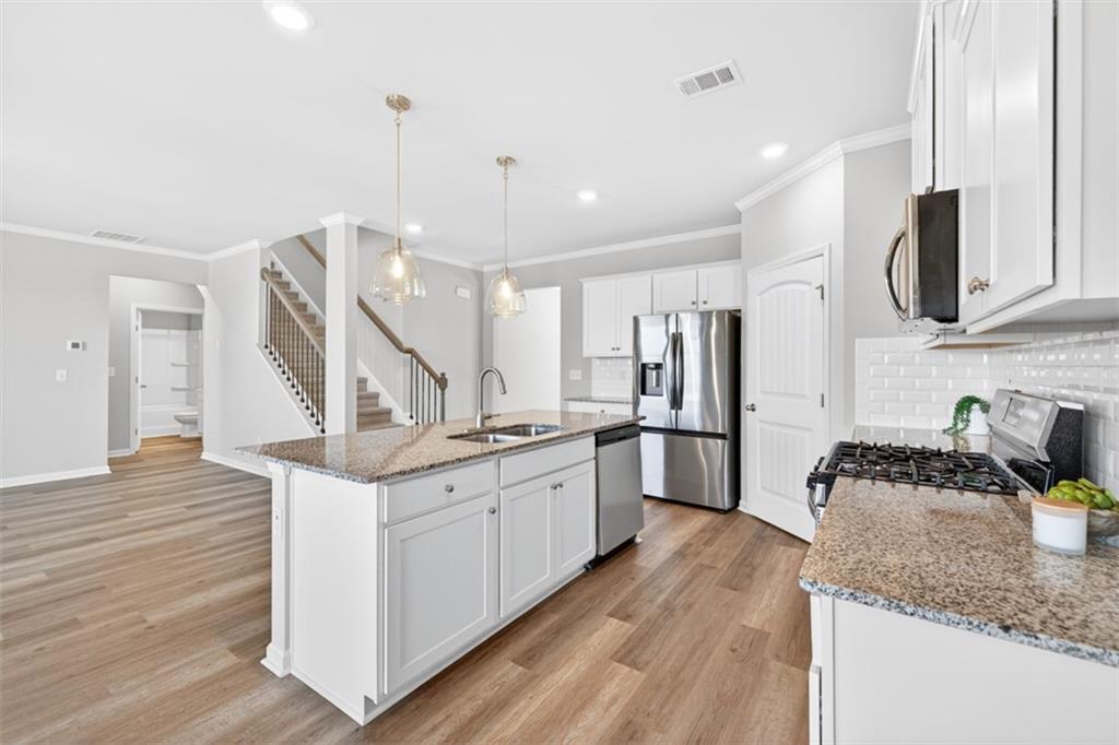 6732 Scarlet Oak Way