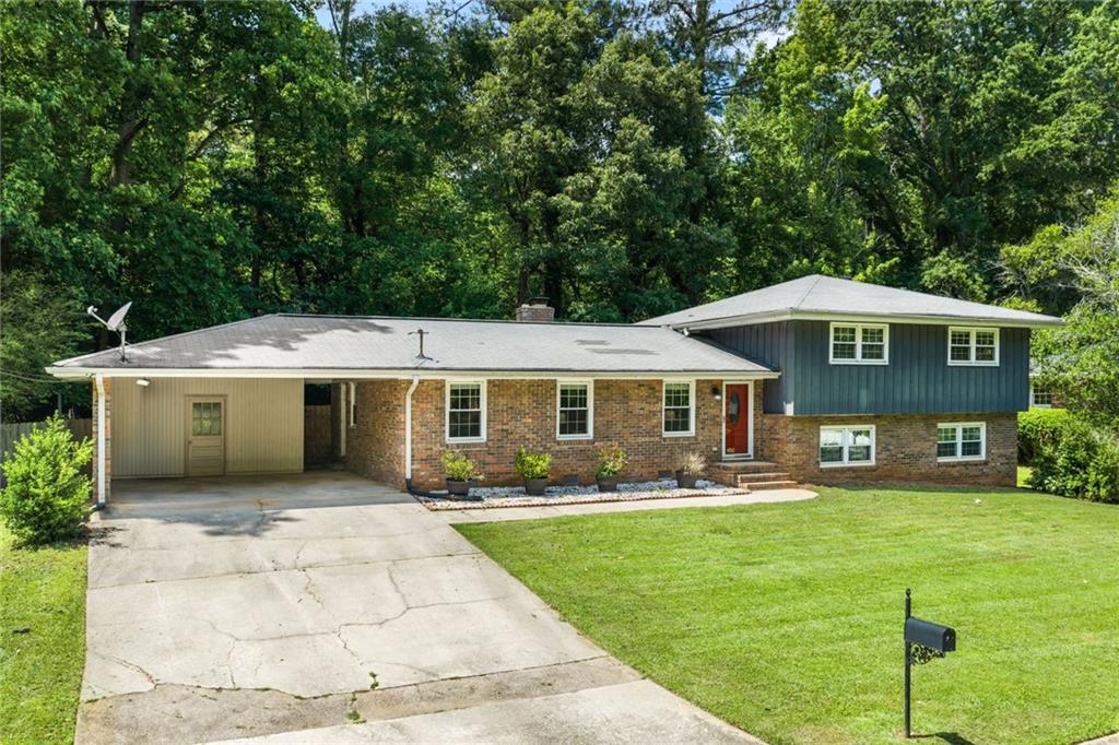 2690 Millwood Court