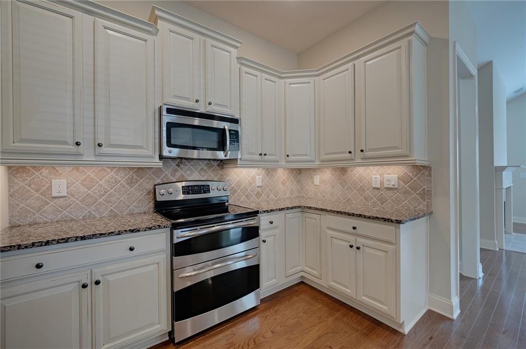 220 Orchards Circle