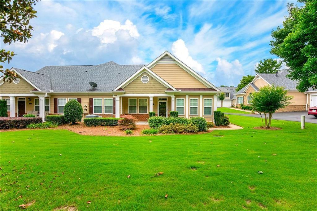 2711 Grapevine Circle