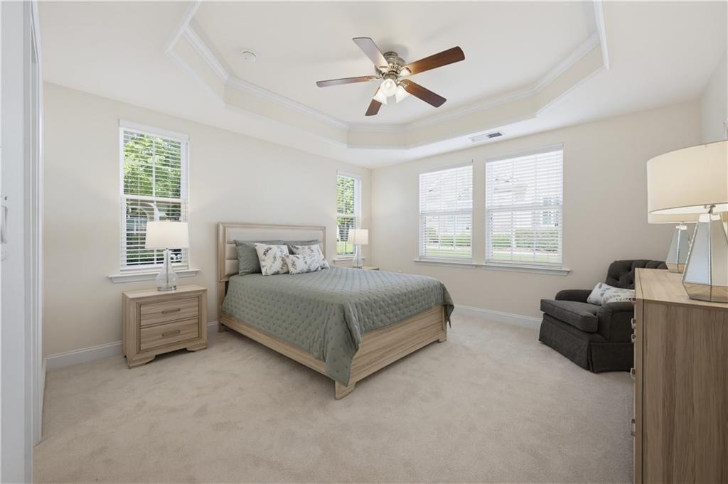 2711 Grapevine Circle