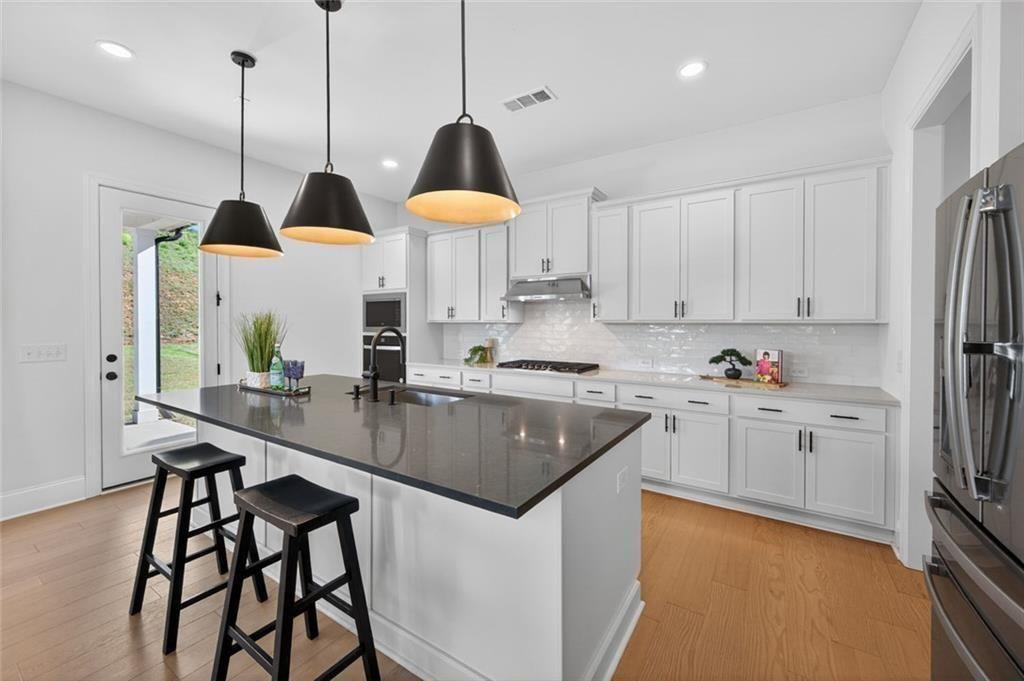 5014 Baywood Lane