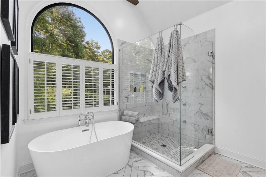 655 Americas Cup Cove