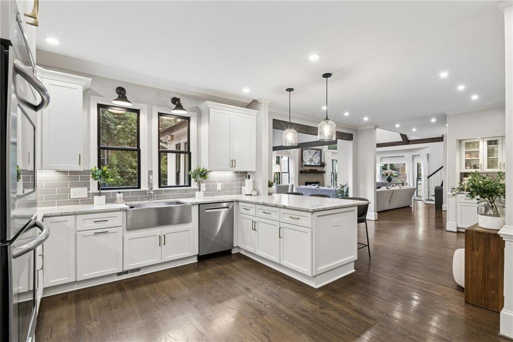 655 Americas Cup Cove