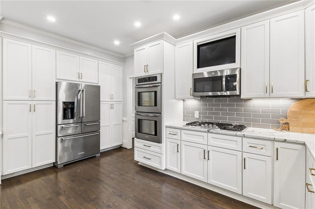 655 Americas Cup Cove
