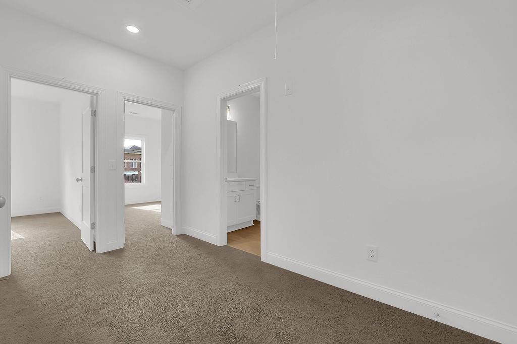 318 Heron Street Unit 13