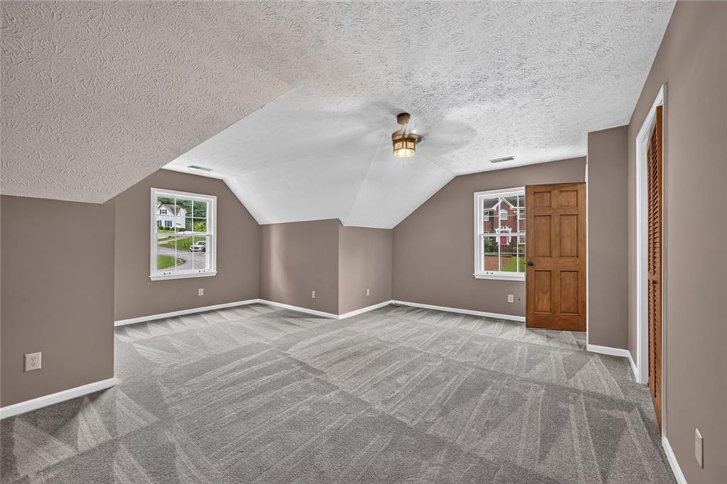 1571 Ashwood Way