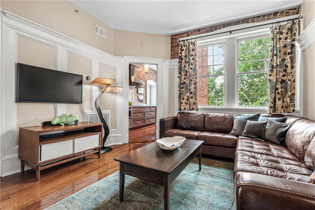 635 Myrtle Street NE Unit 2