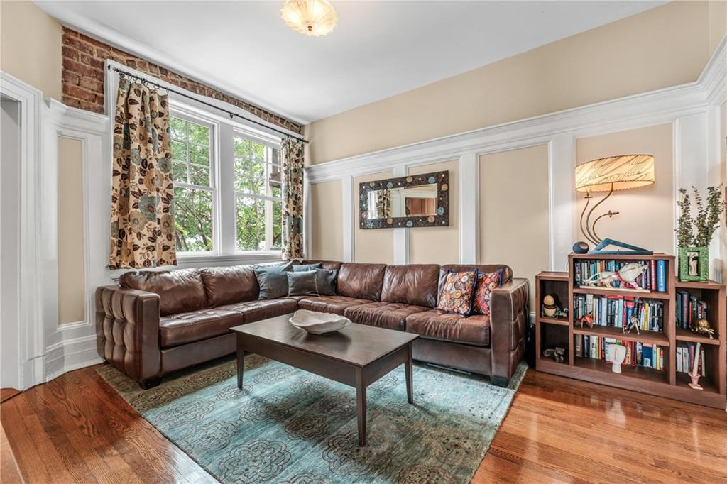 635 Myrtle Street NE Unit 2