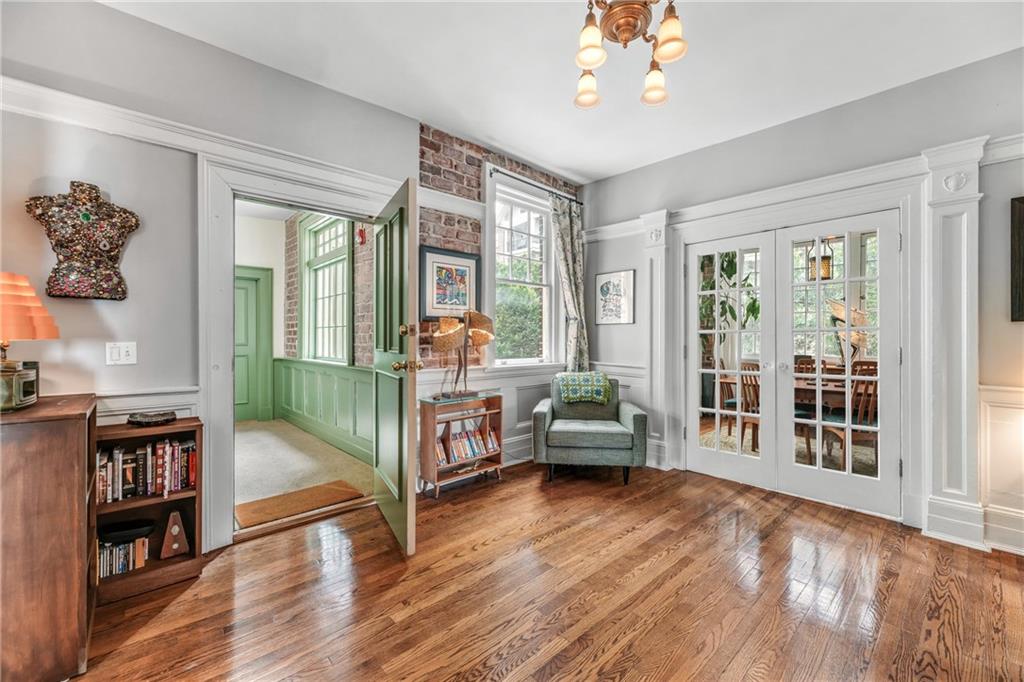 635 Myrtle Street NE Unit 2