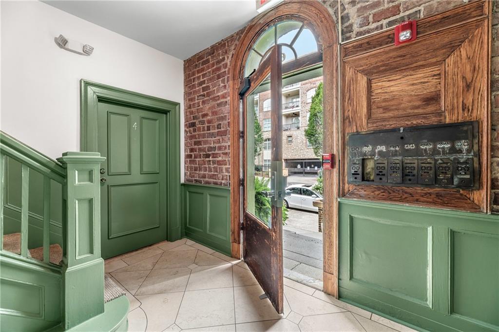 635 Myrtle Street NE Unit 2