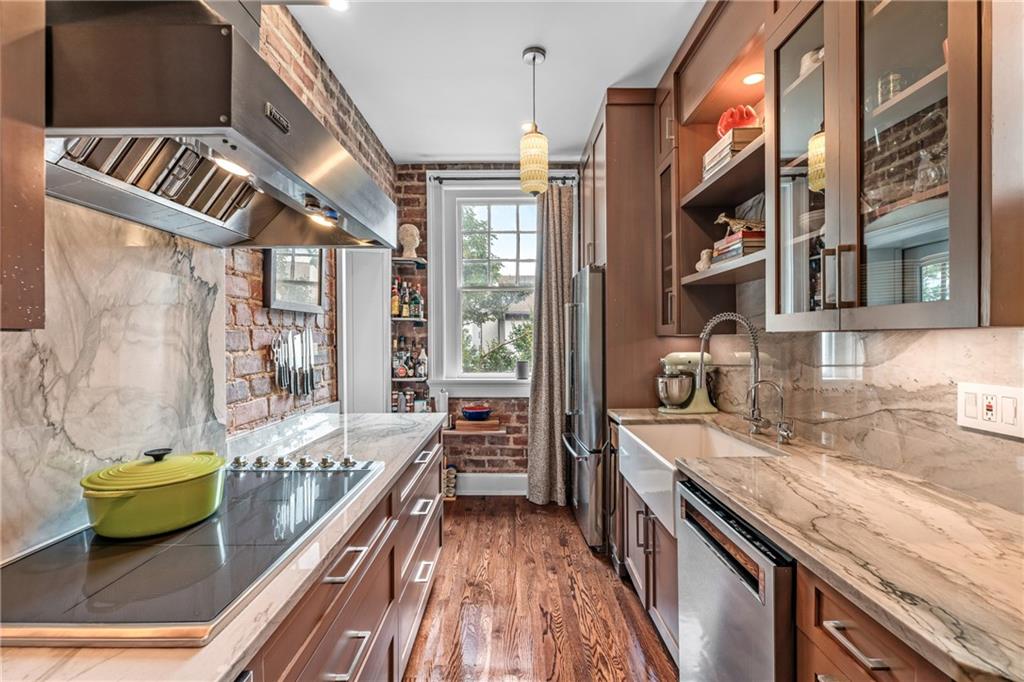 635 Myrtle Street NE Unit 2