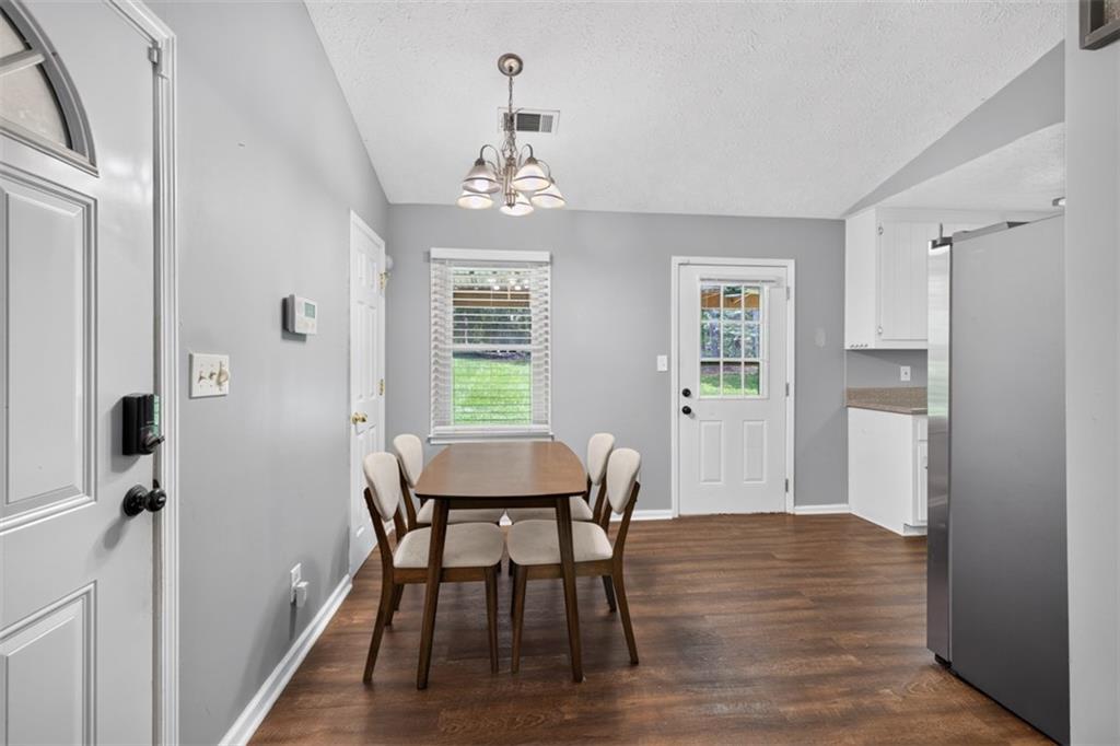 3735 Creekwood Drive