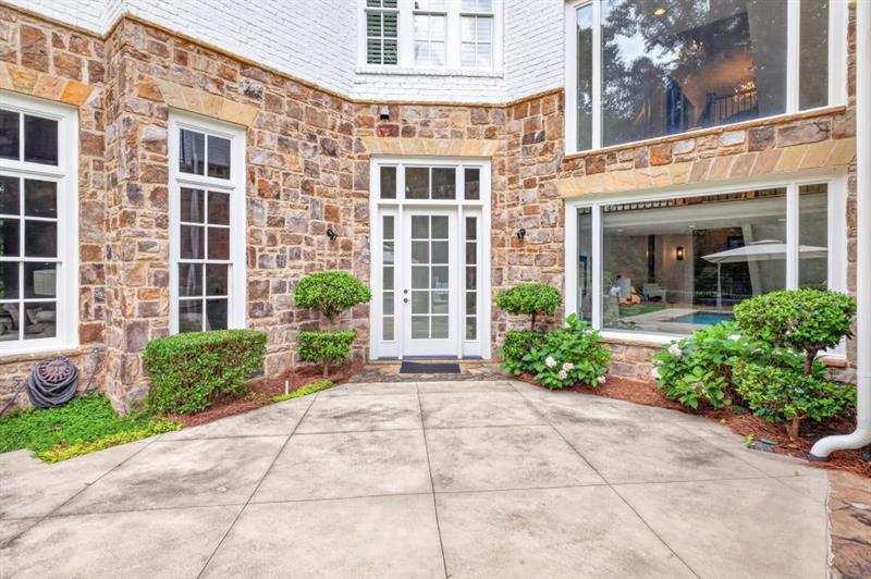 1891 Sam Snead Drive