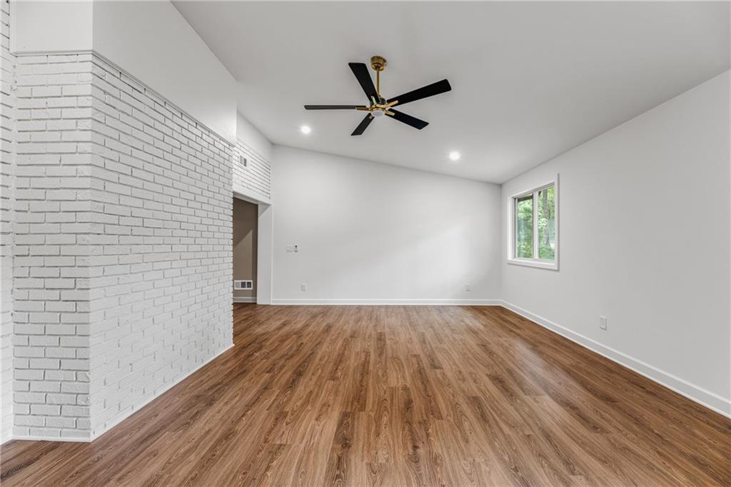 2820 Ponderosa Circle