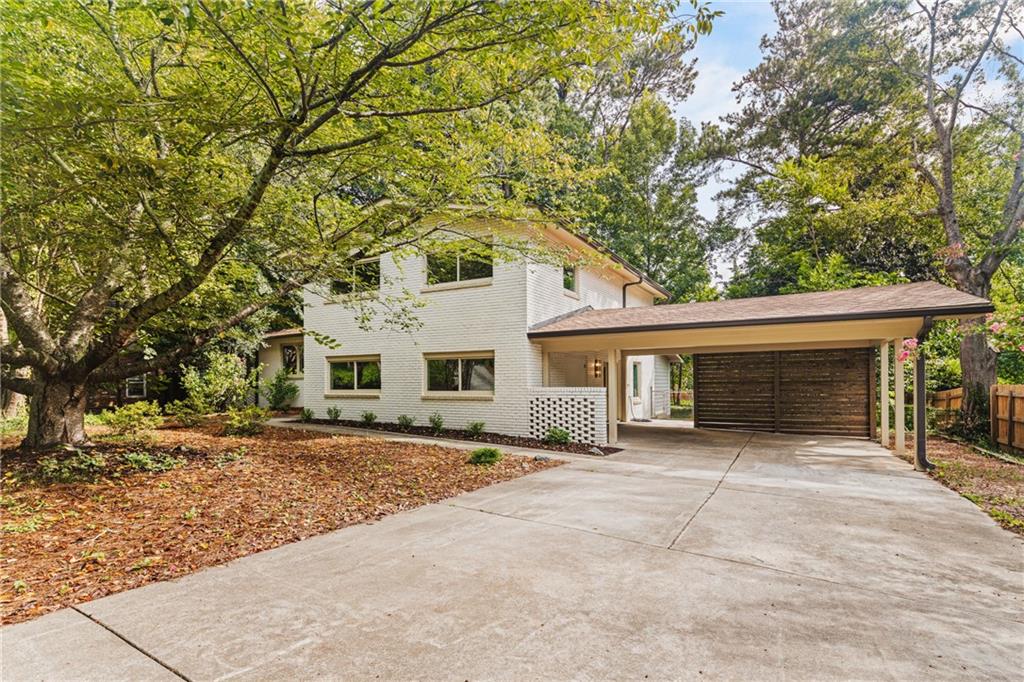 2820 Ponderosa Circle
