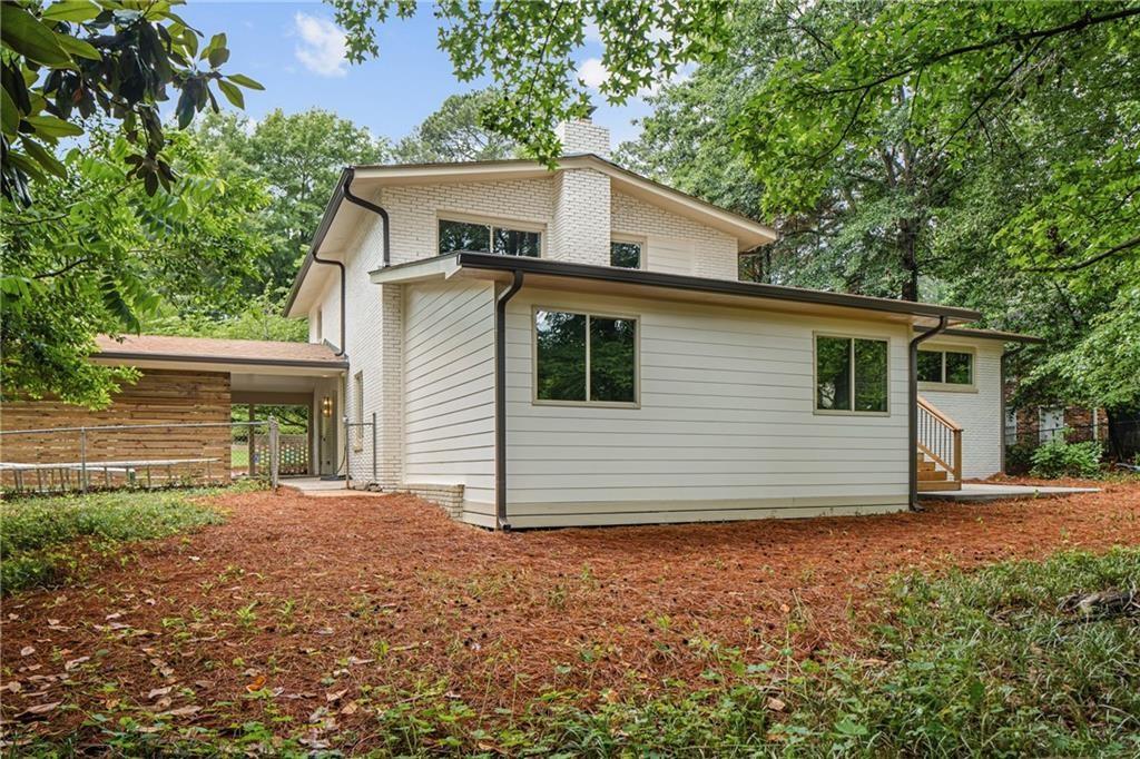 2820 Ponderosa Circle