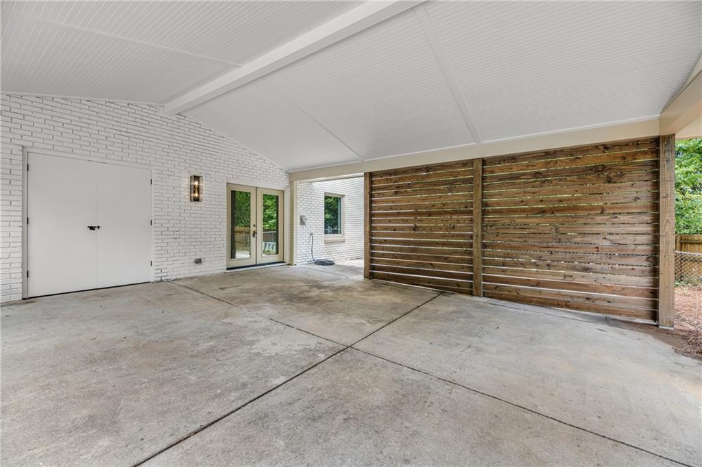 2820 Ponderosa Circle