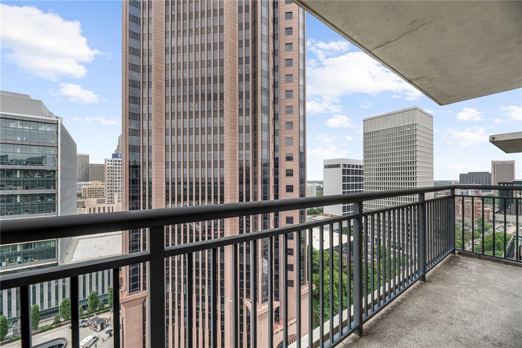 620 Peachtree Street NE Unit 2011