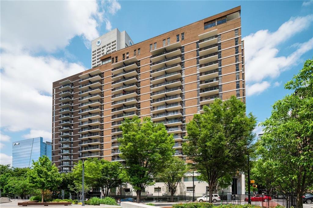 620 Peachtree Street NE Unit 2011