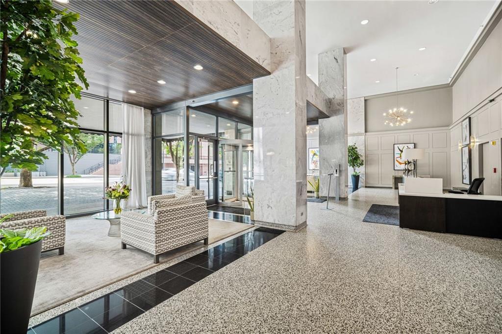 620 Peachtree Street NE Unit 2011