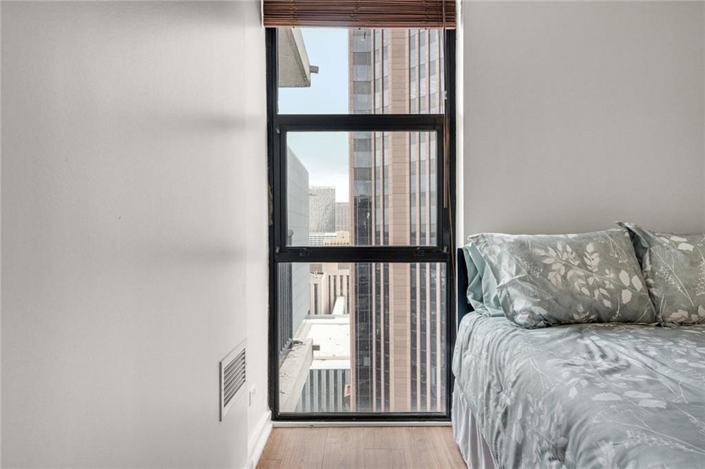 620 Peachtree Street NE Unit 2011