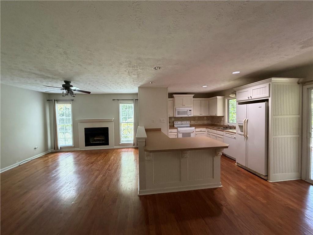 1940 Lakewood Road