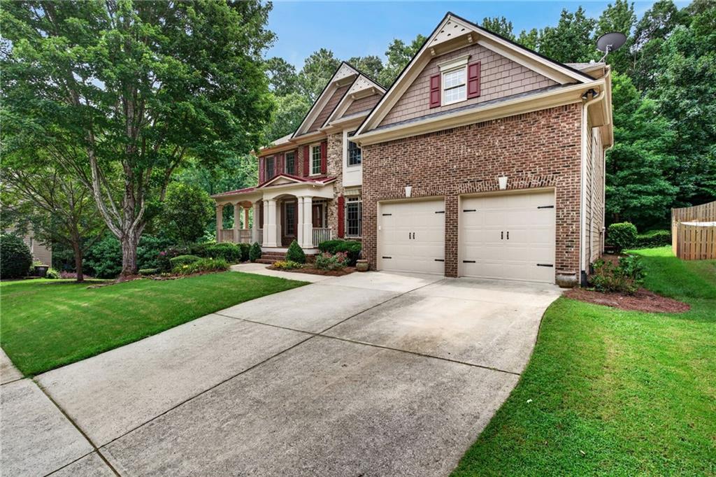 555 Washington Way