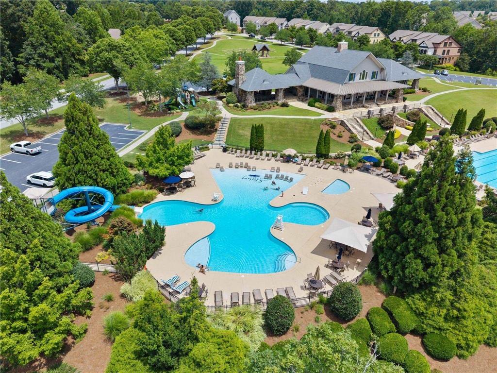 7066 Tree House Way