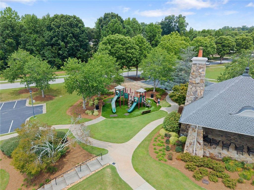 7066 Tree House Way