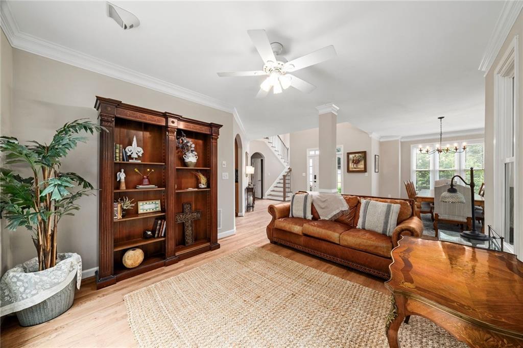 915 Sentry Ridge Crossing