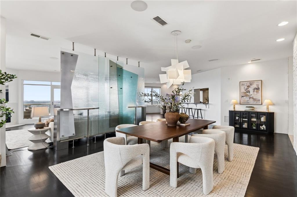 2881 Peachtree Road NE Unit 2304