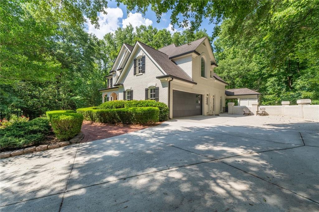 5120 Post Oak Tritt Road NE