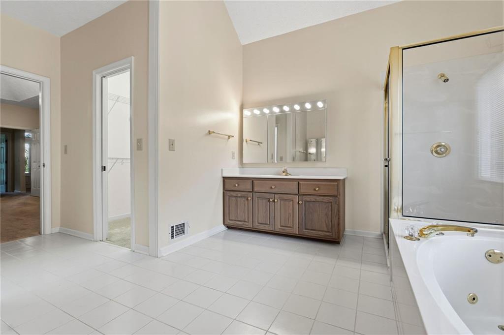 536 Peachtree Road