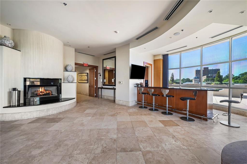 2881 Peachtree Road NE Unit 802
