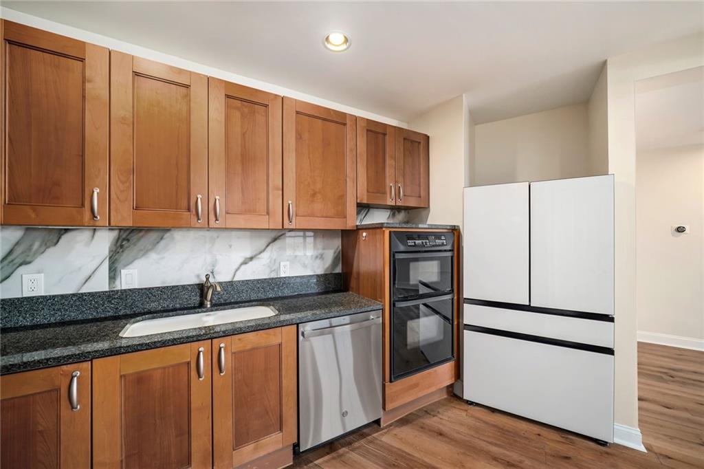 2881 Peachtree Road NE Unit 802