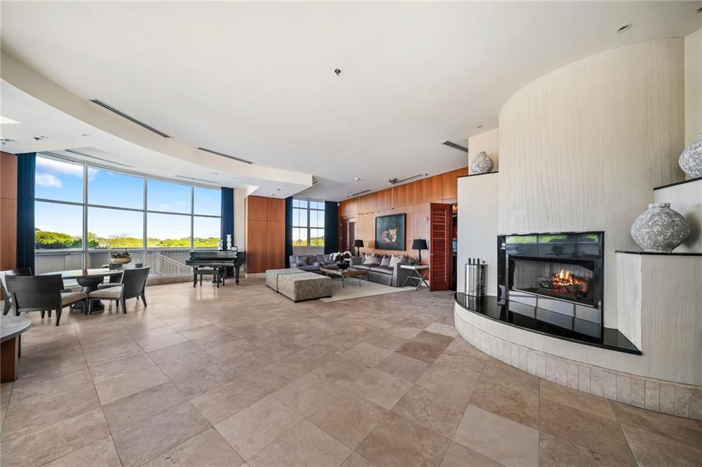 2881 Peachtree Road NE Unit 802