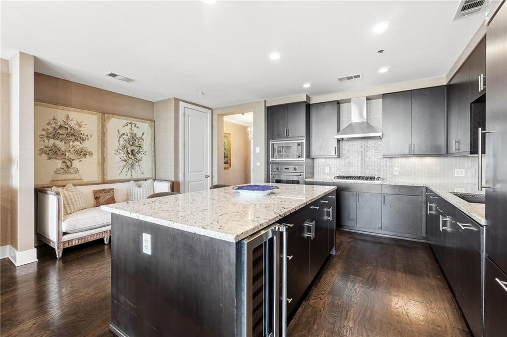 3630 Peachtree Road NE Unit 2002